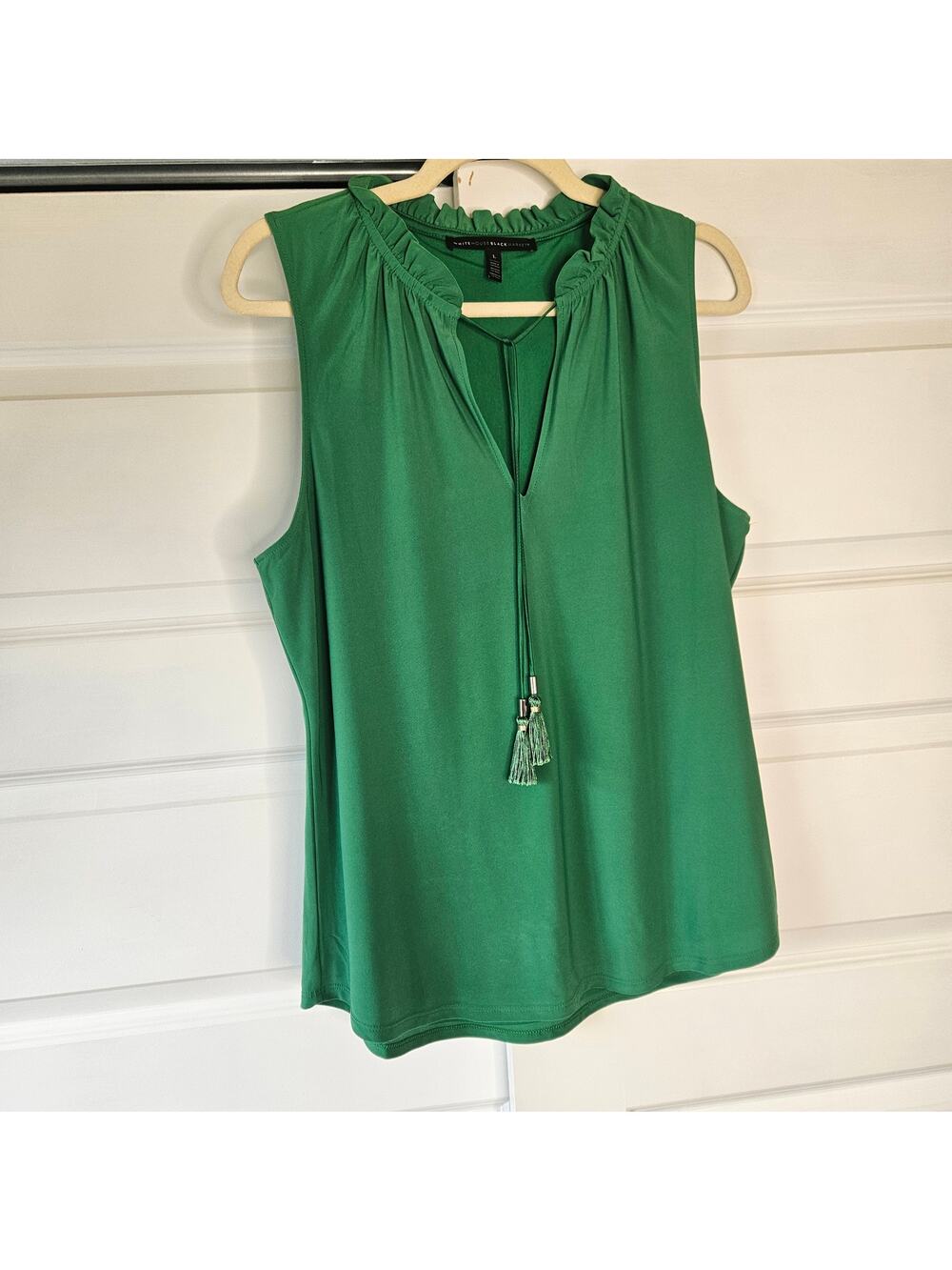 White House Black Market Green Ruffle Neck Tassel Tank Top Blouse Lined L Large